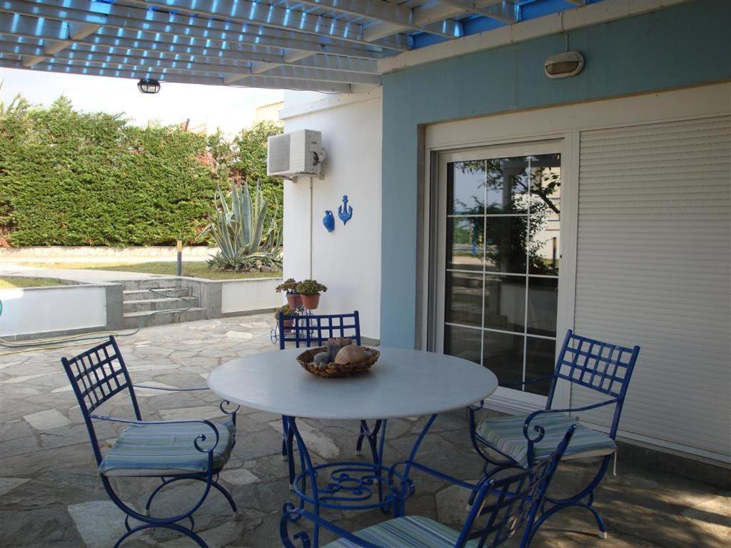 Wonderful House With Private Garden Villa Flojitá Kültér fotó