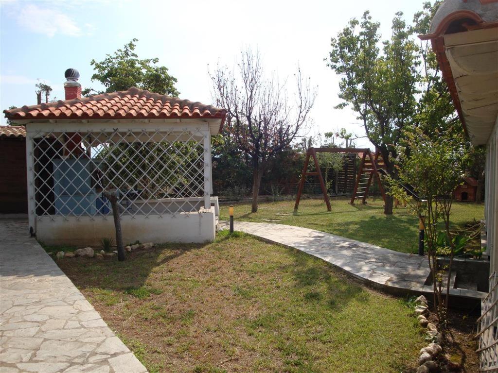Wonderful House With Private Garden Villa Flojitá Kültér fotó